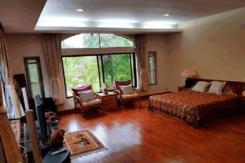 4 bedrooms House in Pattaya, Thailand No. 96902 16