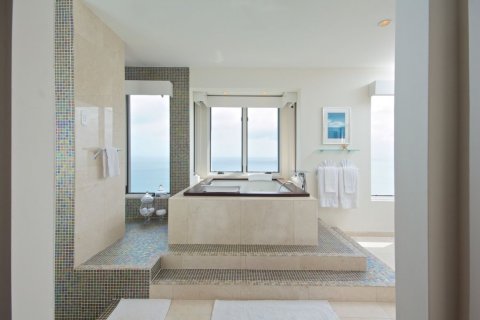 5 bedrooms Villa in Saint George Basseterre, Saint Kitts and Nevis No. 61429 8