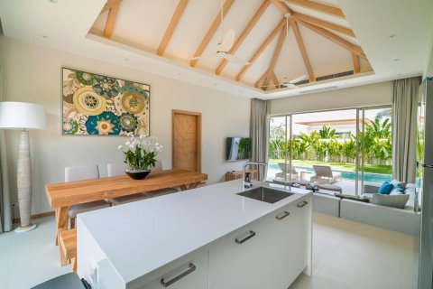 3 bedrooms Villa in Phuket, Thailand No. 96192 17