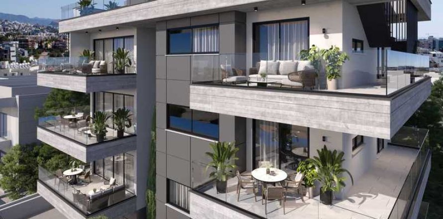 3 bedrooms Penthouse in Limassol, Cyprus No. 40383