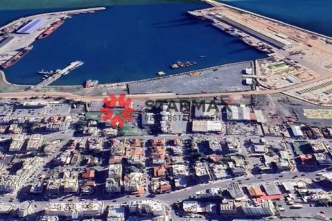 Commercial property in Larnaca, Cyprus No. 82508 1