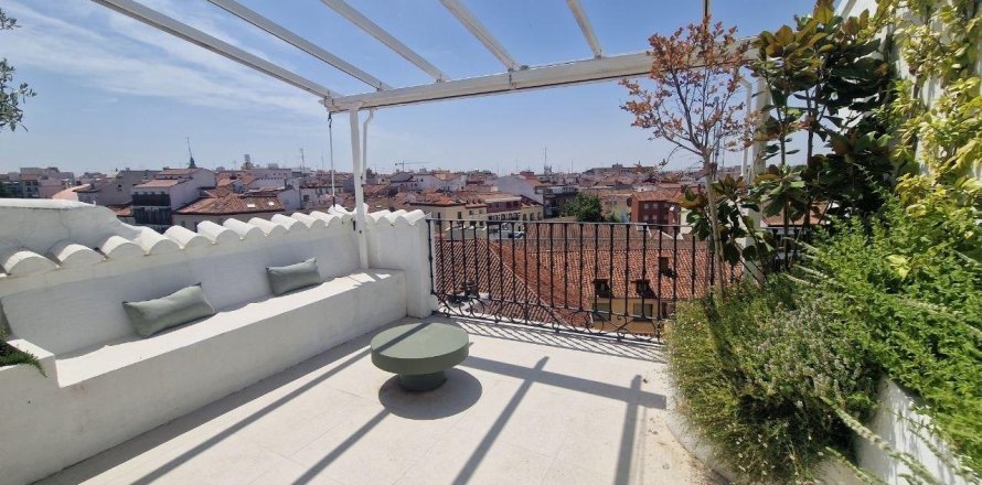 4 chambres Penthouse à Madrid, Spain No. 125885
