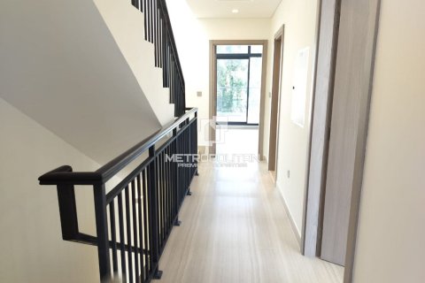 4 bedrooms Townhouse in Nam Duong, Vietnam No. 94089 10