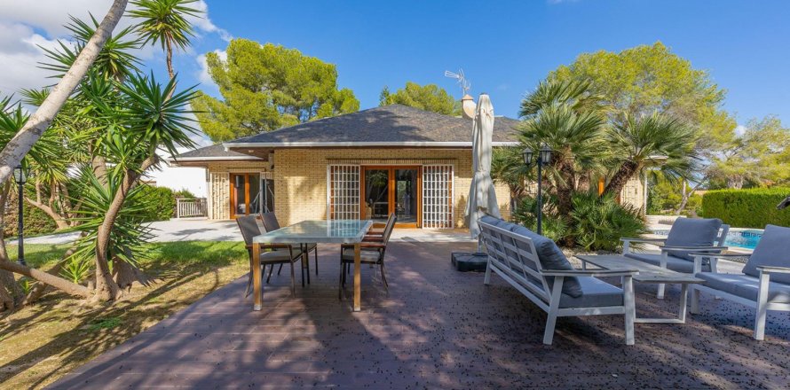 5 dormitorios Villa en Campoamor, Spain No. 124804