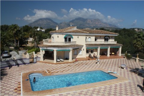 5 dormitorios Villa en L'Alfàs del Pi, Spain No. 116647