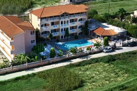 Hotel in Zakynthos, Greece No. 24767 1