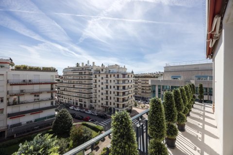 2 chambres Appartement à Cannes, France No. 100275 5