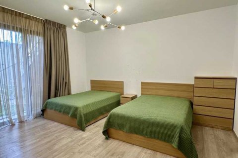 Дом с 6 спальнями в Агиос Афанасиос, Кипр №73333 10