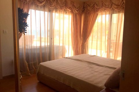 3 bedrooms Apartment in Limassol, Cyprus No. 105679 9