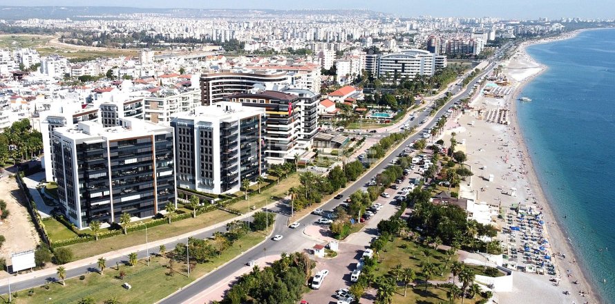 4 dormitorios Apartment en Antalya, Turkey No. 86362