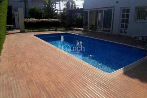 4 bedrooms House in Limassol, Cyprus No. 32079 4