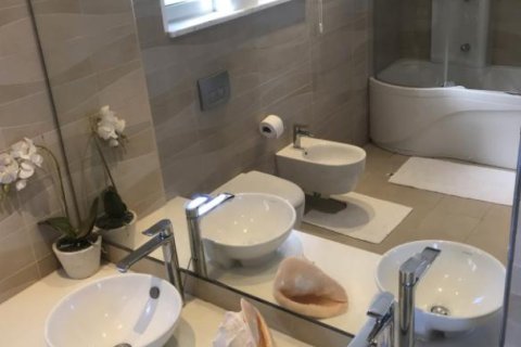 3 dormitorios Villa en Paphos, Cyprus No. 106004 11