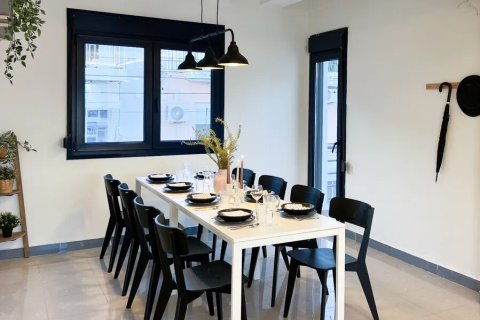 15 rooms Building in Kavala, Greece No. 117725 6