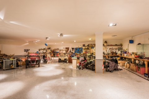 8 bedrooms Villa in Thuan Nam, Vietnam No. 27645 18