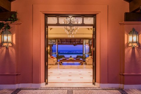 8 bedrooms Villa in Thuan Nam, Vietnam No. 27645 3