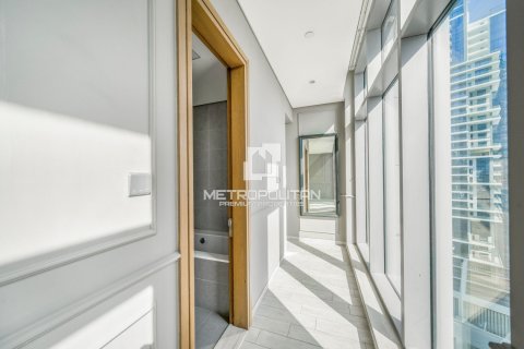 2 bedrooms Apartment in Hai Ba Trung, Vietnam No. 93228 12