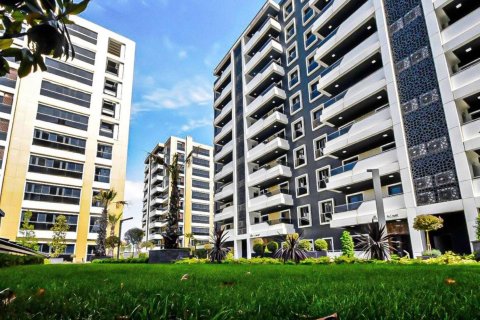 3 bedrooms Apartment in Istanbul, Turkey No. 113909