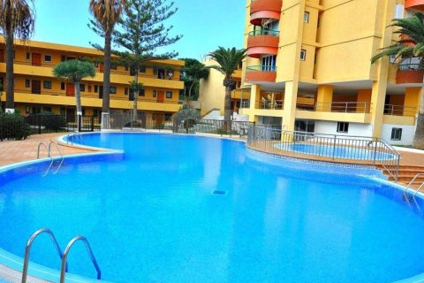 1 bedroom Apartment in Los Cristianos, Spain No. 128296