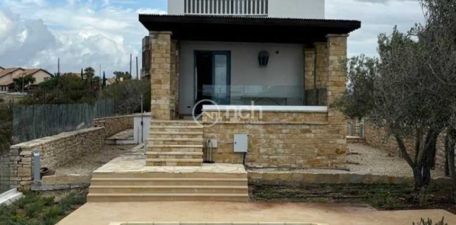 Вилла с 4 спальнями в Писсури, Кипр №76240