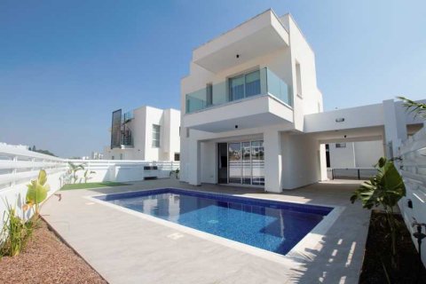 4 bedrooms Villa in Protaras, Cyprus No. 100608 1