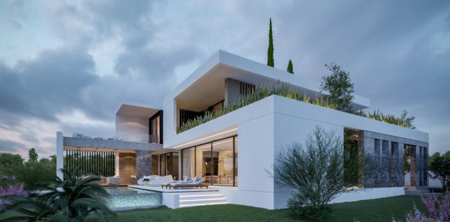 7 bedrooms Villa in Limassol, Cyprus No. 106982