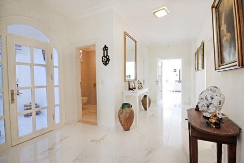 4 bedrooms Villa in Tri Phuong, Vietnam No. 14182 10