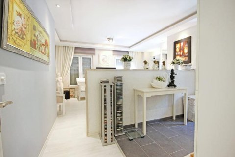 4 bedrooms Villa in Tri Phuong, Vietnam No. 14182 9