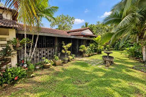 4 bedrooms House in Panama City, Panama No. 129277 9
