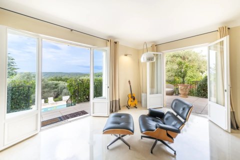 5 bedrooms Villa in Saint-Paul-de-Vence, France No. 72736 6