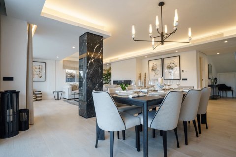 5 bedrooms Villa in Thuan Nam, Vietnam No. 27572 8