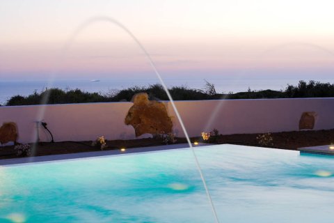 Studio Villa in Paphos, Cyprus No. 105534 7