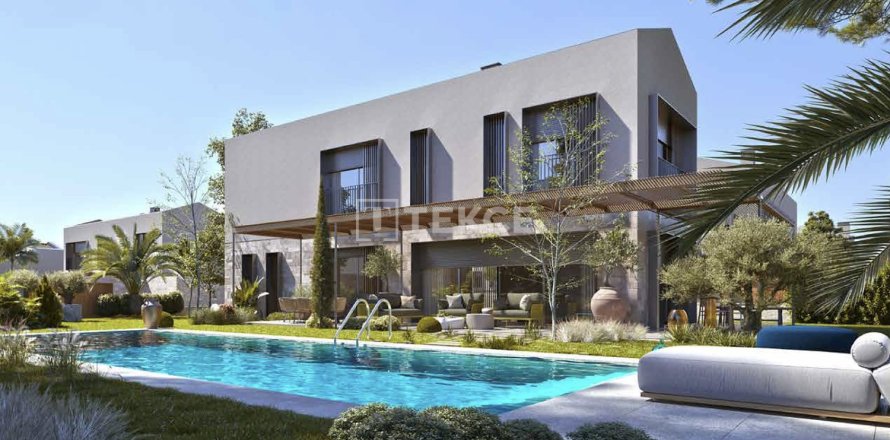 4 bedrooms Villa in Cesme, Turkey No. 78884