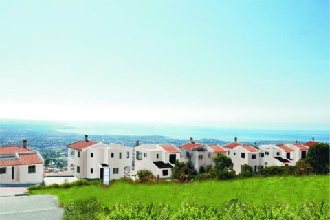 2 bedrooms Villa in Paphos, Cyprus No. 105596 13