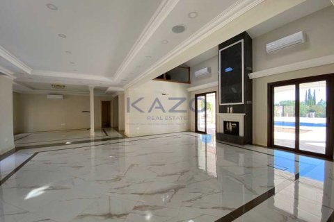 4 bedrooms Villa in Souni–Zanatzia, Cyprus No. 72380 8