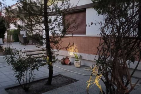 Дом с 3 спальнями в Строволос, Кипр №81328 8