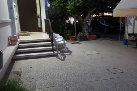 Дом с 3 спальнями в Строволос, Кипр №81328 7