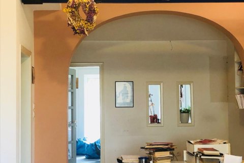 79m² Commercial property en Vrilissia, Greece No. 109519 3