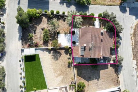 Вилла с 3 спальнями в Агландзия, Кипр №84072 14