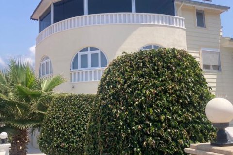 8 habitaciones Villa en Lien Chieu, Vietnam No. 95481 20