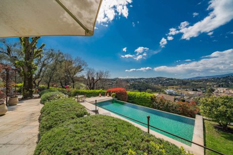 4 bedrooms Villa in Valbonne, France No. 69066 2