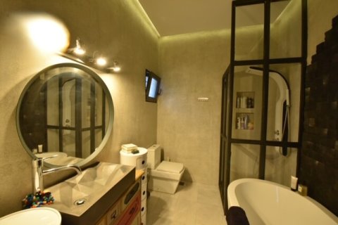 4 dormitorios Edificio en Ilioupoli, Greece No. 56160 9