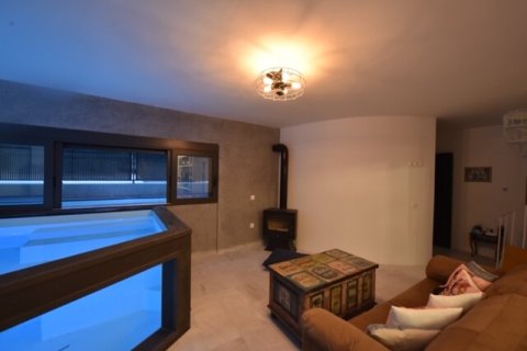 4 dormitorios Edificio en Ilioupoli, Greece No. 56160 18