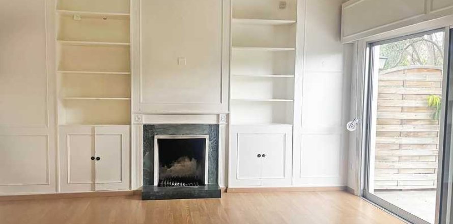 4 bedrooms House in Enkomi, Cyprus No. 65567