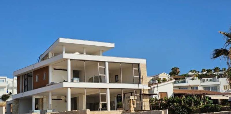 5 bedrooms Villa in Kissonerga, Cyprus No. 84374