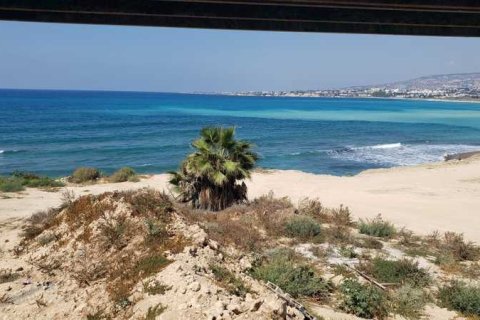 5 bedrooms Villa in Kissonerga, Cyprus No. 84374 8