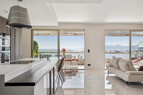 2 bedrooms Apartment in Cannes, France No. 79868 6