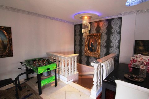 6 bedrooms Maisonette in Menemeni, Greece No. 59326 4