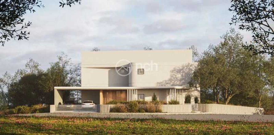 4 bedrooms House in Agios Athanasios, Cyprus No. 100784