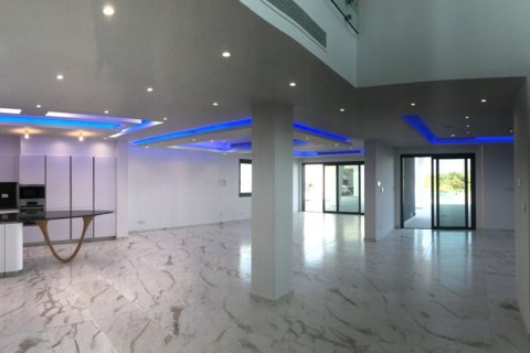 6 bedrooms Villa in Limassol, Cyprus No. 106037 5