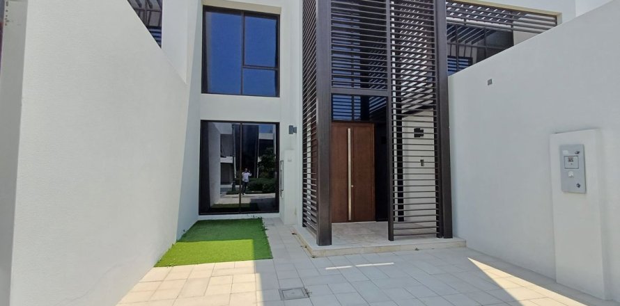 4 dormitorios Townhouse en Bavaria Town, Vietnam No. 87377